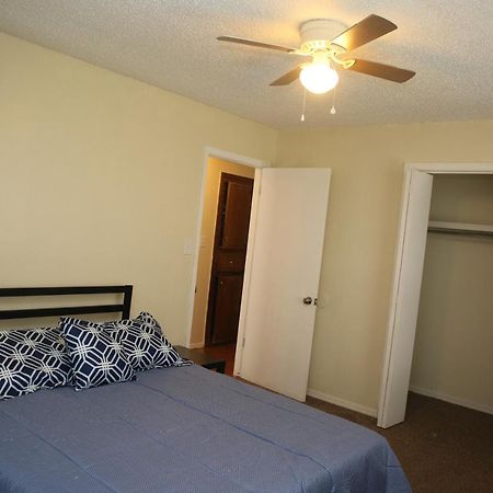 2 Bed/ 1 Bath Next To Ft. Sill Apartment Lawton Bagian luar foto