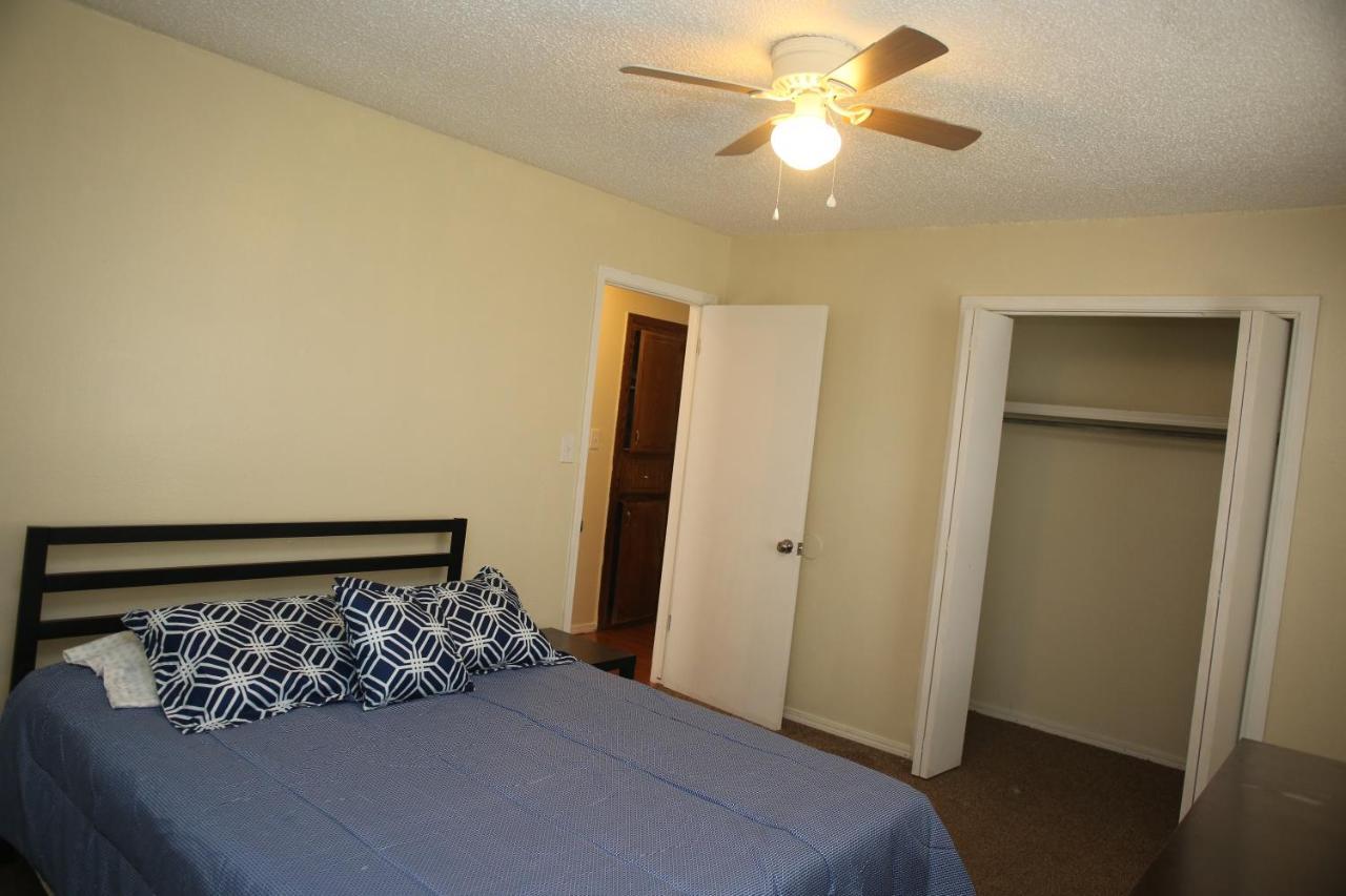 2 Bed/ 1 Bath Next To Ft. Sill Apartment Lawton Bagian luar foto